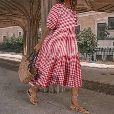 Vestido de playa con estampado a cuadros